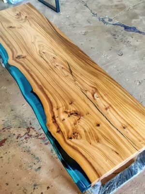 bench-epoxy-resin-wood-live-edge-59-3_40-India-very_compressed-scale-1_00x.jpeg
