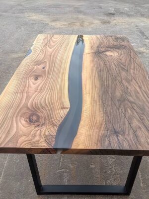 black-6-seater-dining-table-epoxy-resin-and-wood-31-5.jpeg