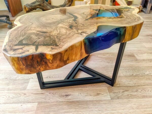 Coffee Table (Live Edge) - Epoxy Resin and Wood