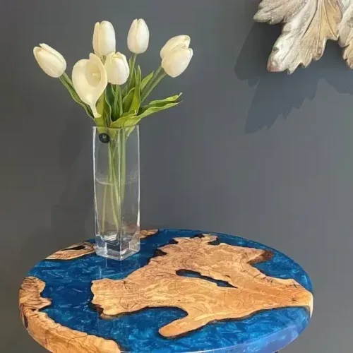 Translucent Blue Premium Coffee Table - Epoxy Resin & Wood photo review