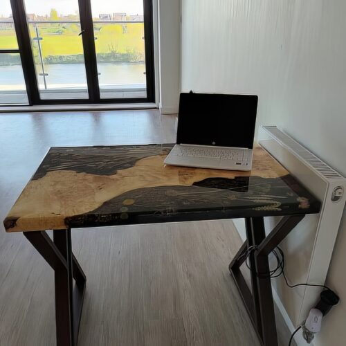 4 Seater Live Edge Dining Table - Epoxy Resin & Wood photo review