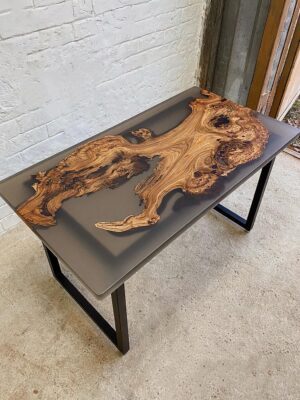 four-person-dining-table-epoxy-resin02.jpg