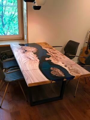 Extendable Dining Room Table - Epoxy Resin