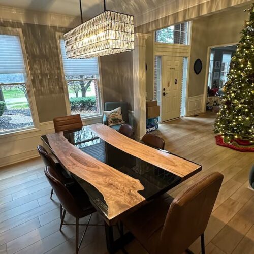 6 Seater Elegant Dining Table- Epoxy Resin & Wood photo review